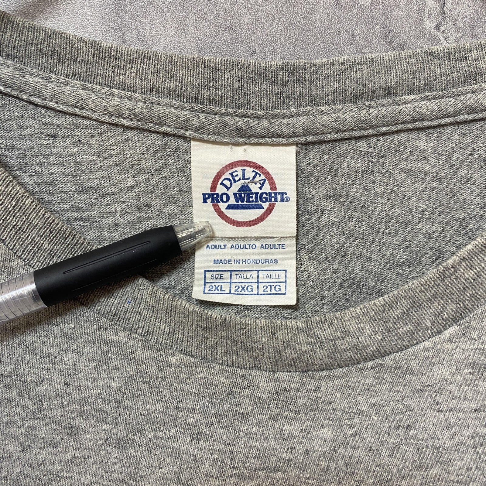 DELTA　MLB　ワールドチャンピオンズ　半袖プリントTシャツ　2018　グレー　灰色　オーバーサイズ　XXLサイズ　古着