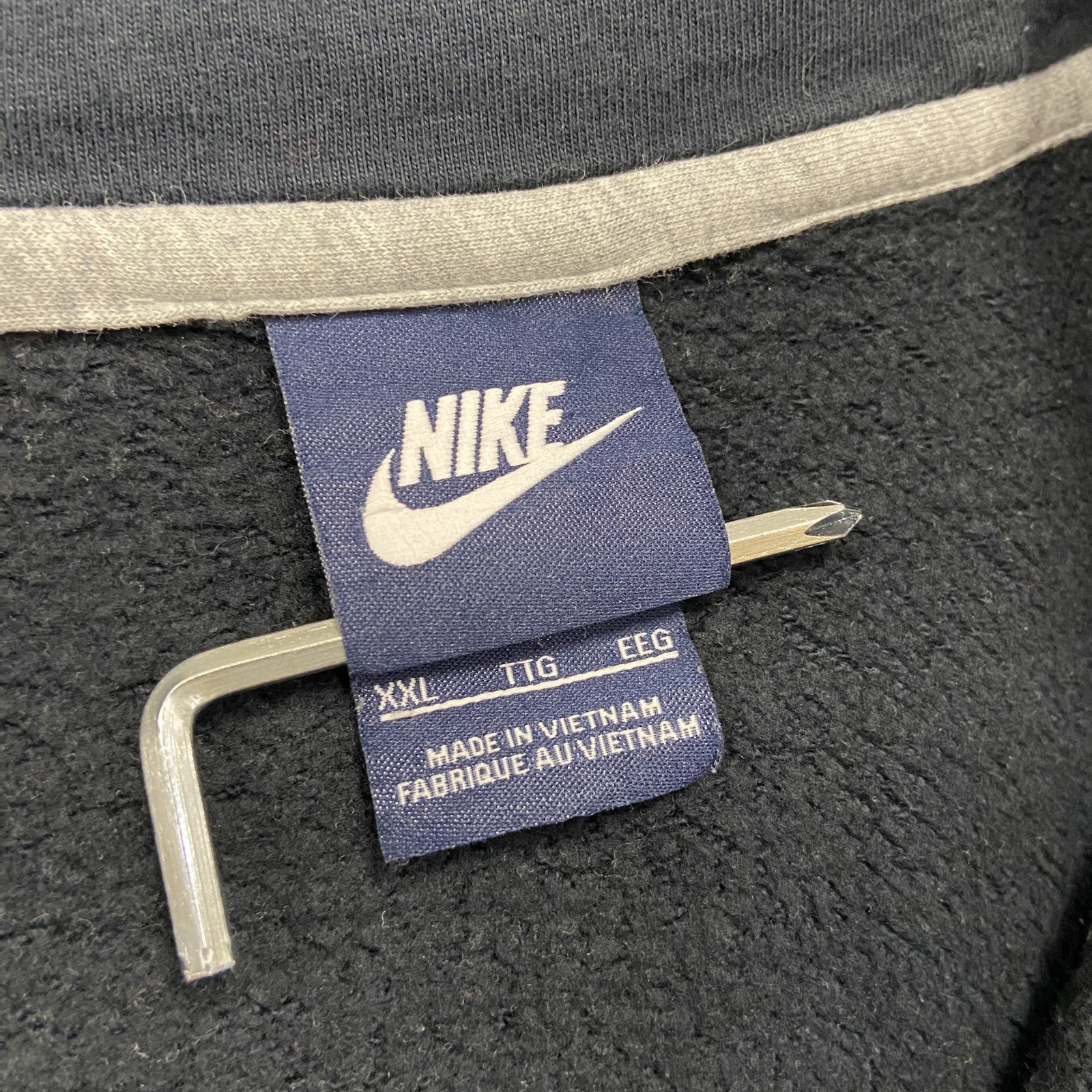 NIKE　ナイキ　フルジップスウェットパーカー/フーディー　ハイネック　スウッシュ　黒　ブラック　2XLサイズ トレーナー スウェットトップス フード付き 古着