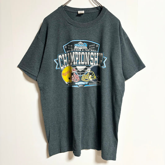 古着 used　GILDAN　ギルダン　半袖プリントTシャツ　バックプリント　アメフト　スポーツ　グレー　春夏服　Lサイズ