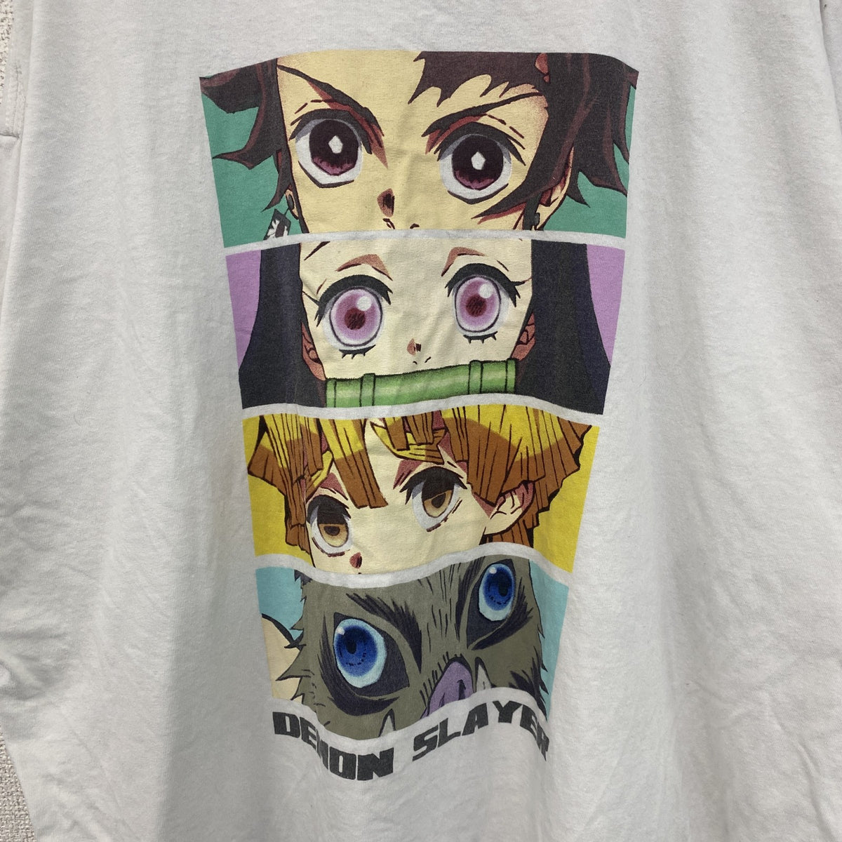 DEMON SLAYER　半袖アニメプリントTシャツ　鬼滅の刃　カジュアルデザイン　クルーネック　白　ホワイト　XXLサイズ　古着