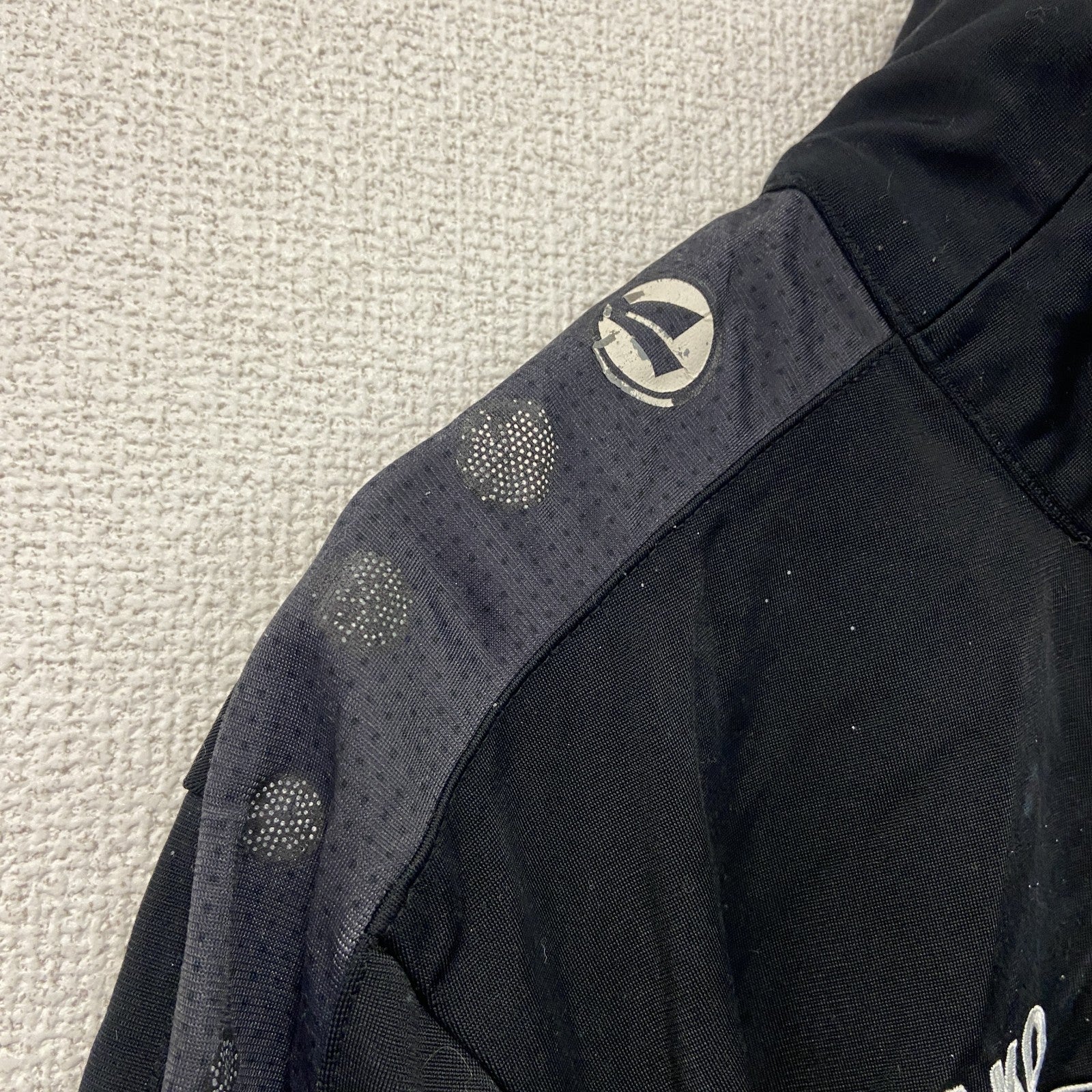 JAKO　ヤコ　トラックジャケット/ジャージ　7連プリント　刺繍ロゴ　両面プリント　黒　ブラック　XLサイズ　古着