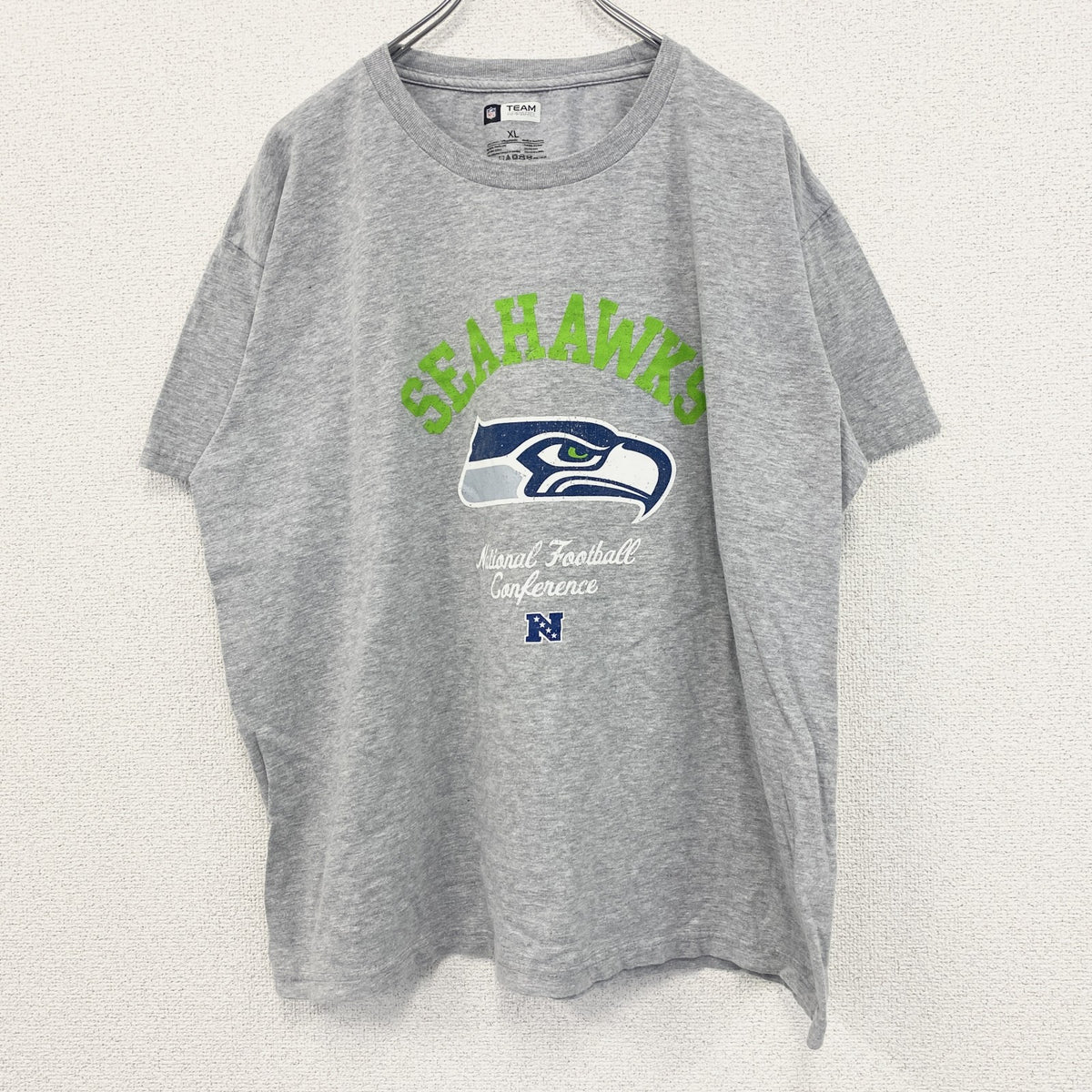 TEAM APPAREL　NFL　SEAHAWKS　半袖プリントTシャツ　アーチプリント　5連プリント　灰色　グレー　XLサイズ　古着