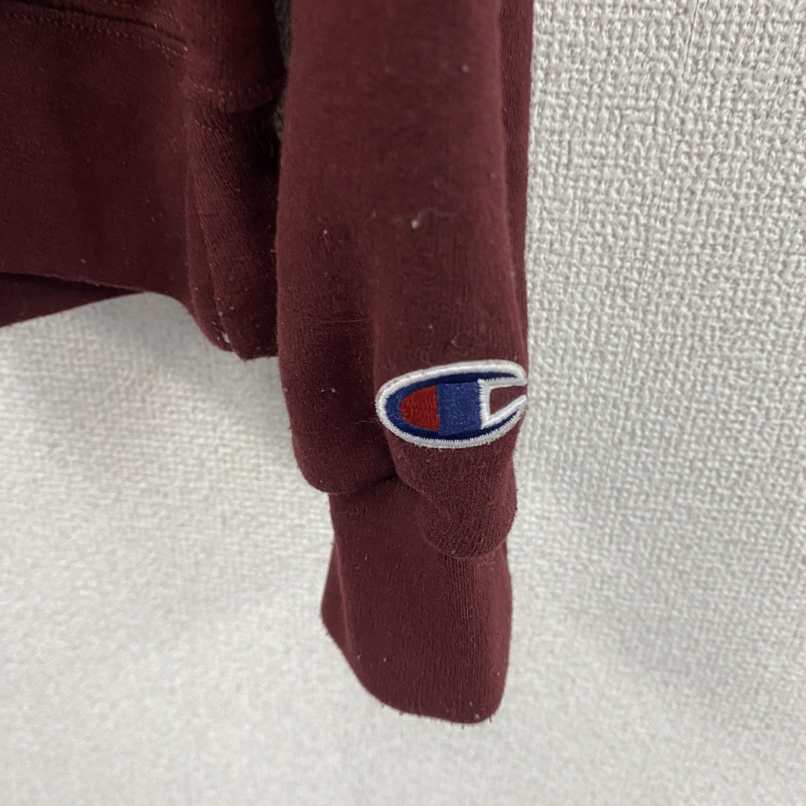 Champion　チャンピオン　スウェットパーカー/フーディー　目無し　刺繍ロゴ　ワンポイント　現行　ボルドー　Lサイズ　古着