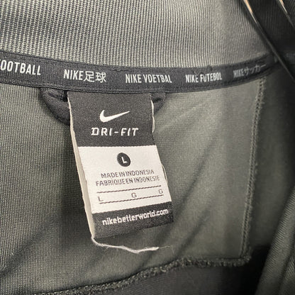 NIKE　ナイキ　DRI-FIT　トラックジャケット/ジャージ　スウッシュ　黒　ブラック　グレー　Lサイズ