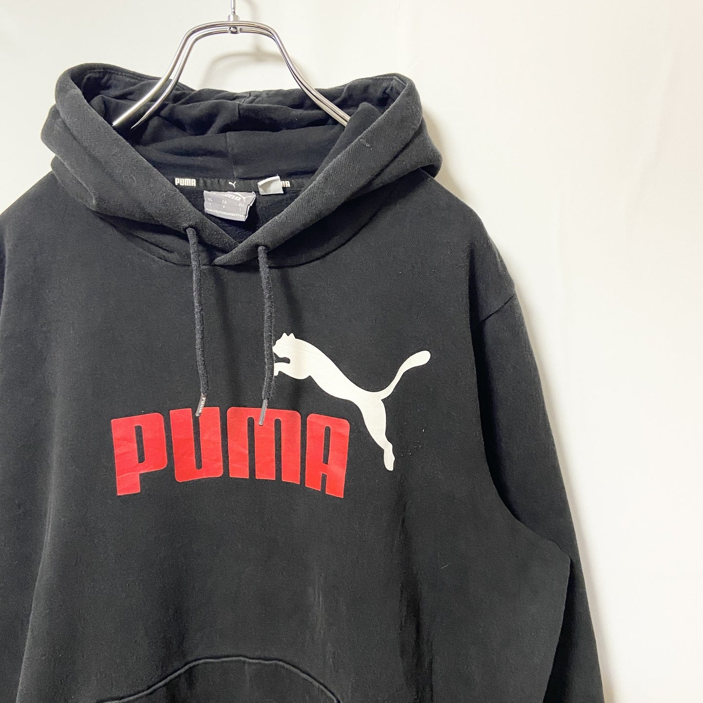 古着 used　PUMA　プーマ　 長袖ロゴプリントパーカー　スウェットプルオーバー　シンプル　黒　ブラック　秋冬服　Lサイズ