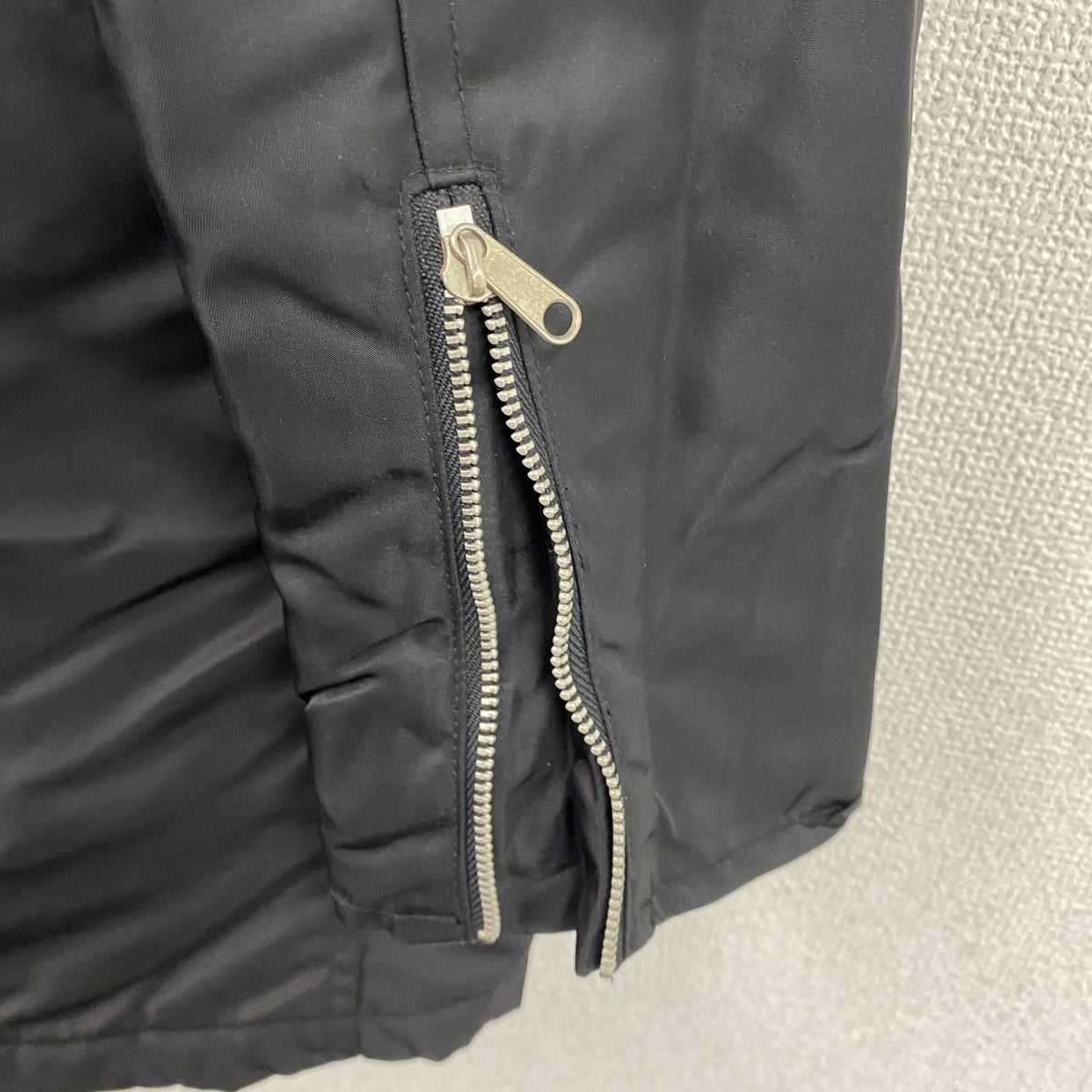 GUESS U.S.A　ゲスユーエスエー　ナイロンダブルライダースジャケット　中綿入り　黒　ブラック　Mサイズ　古着