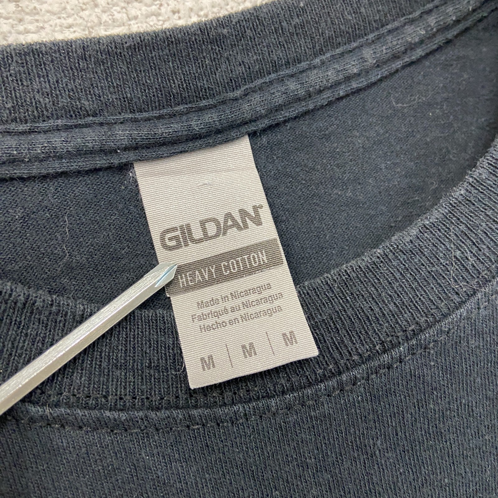 GILDAN　ギルダン　半袖アニマルプリントTシャツ　漢字プリント　虎　トラ　野蛮人　クルーネック　黒　ブラック　Mサイズ　古着