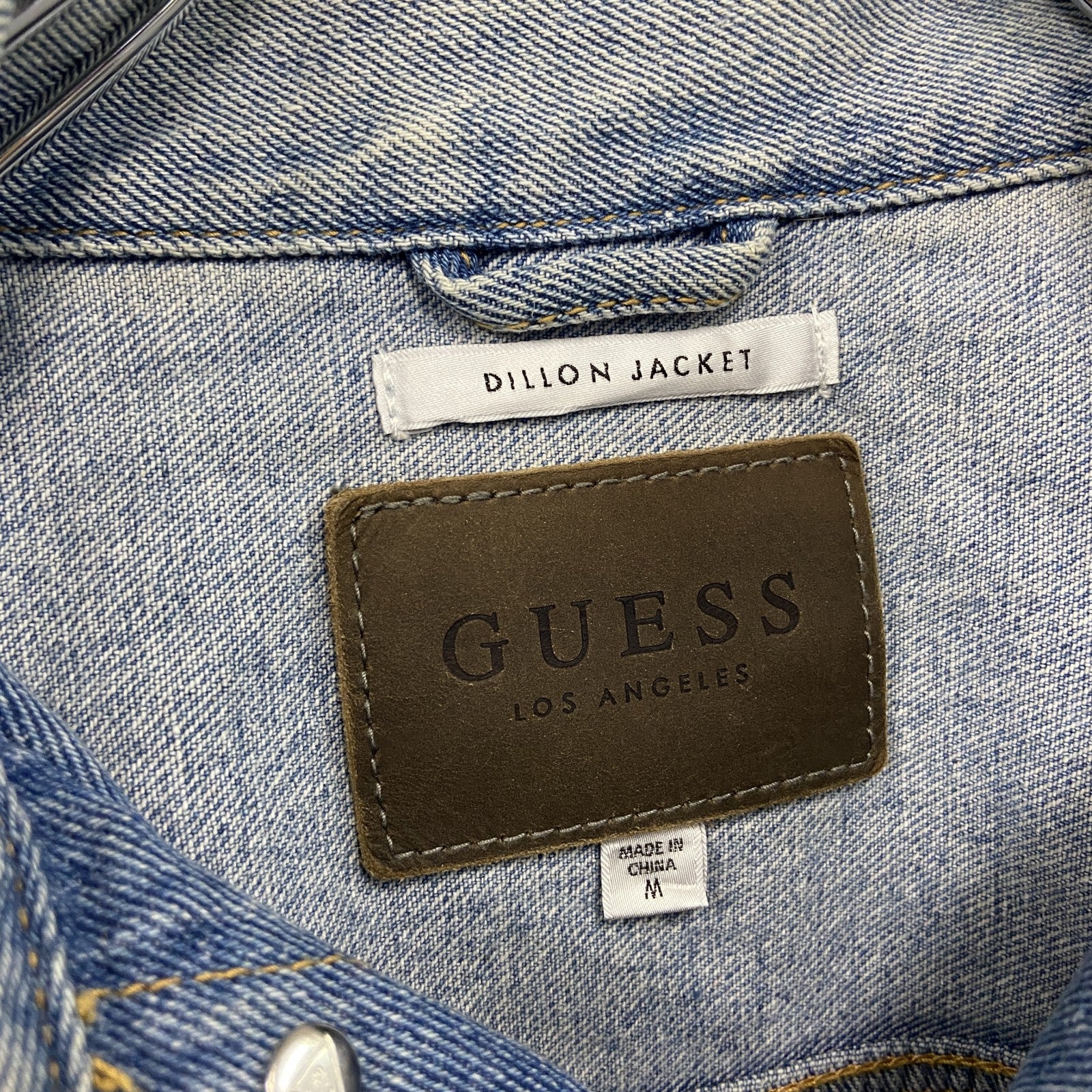 GUESS　ゲス　デニムジャケット/Gジャン　ダメージ加工　インディゴ　Mサイズ　古着