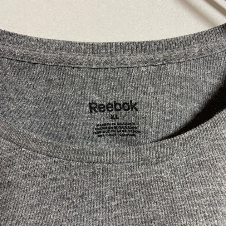 Reebok リーボック　半袖プリントTシャツ　NFL　フットボール　グレー　灰色　ビックシルエット　XLサイズ　古着