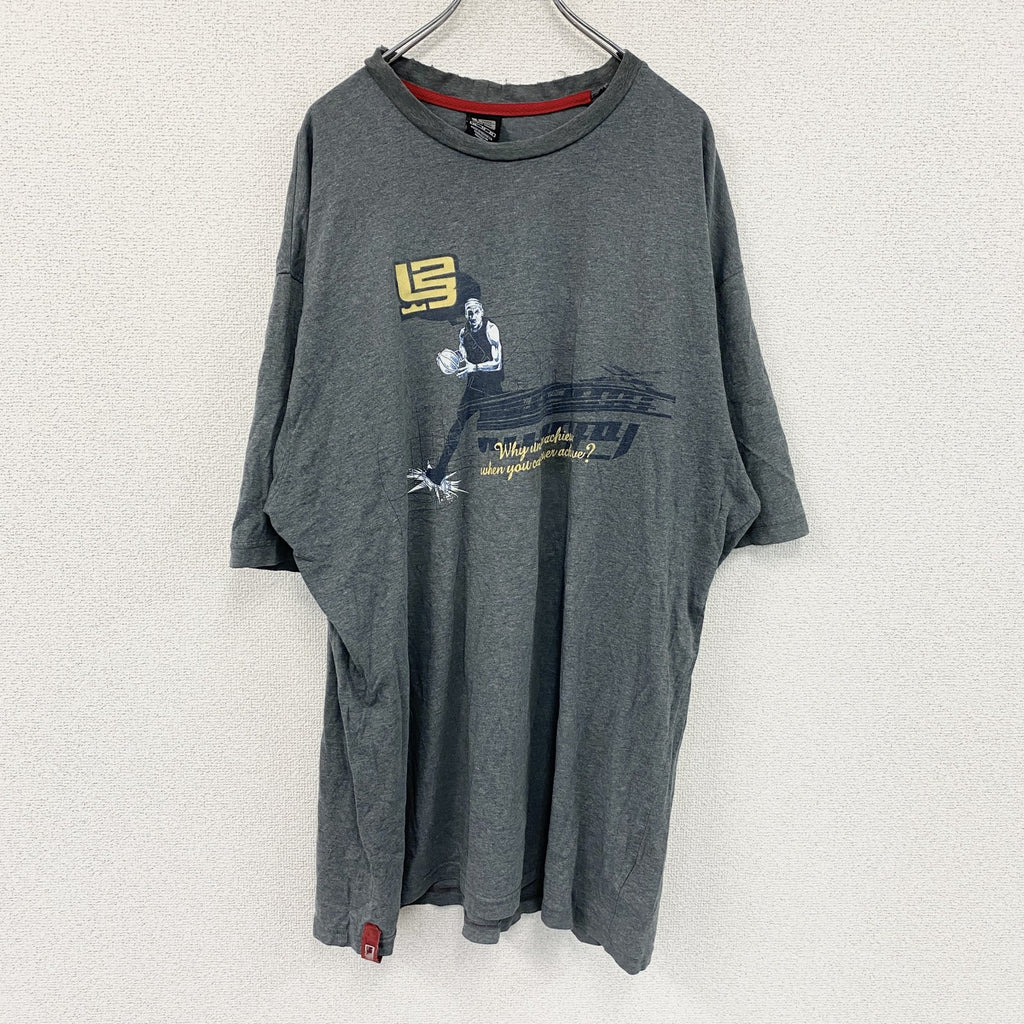 NIKE　ナイキ　Labron James　半袖プリントTシャツ　グレー　XLサイズ　古着