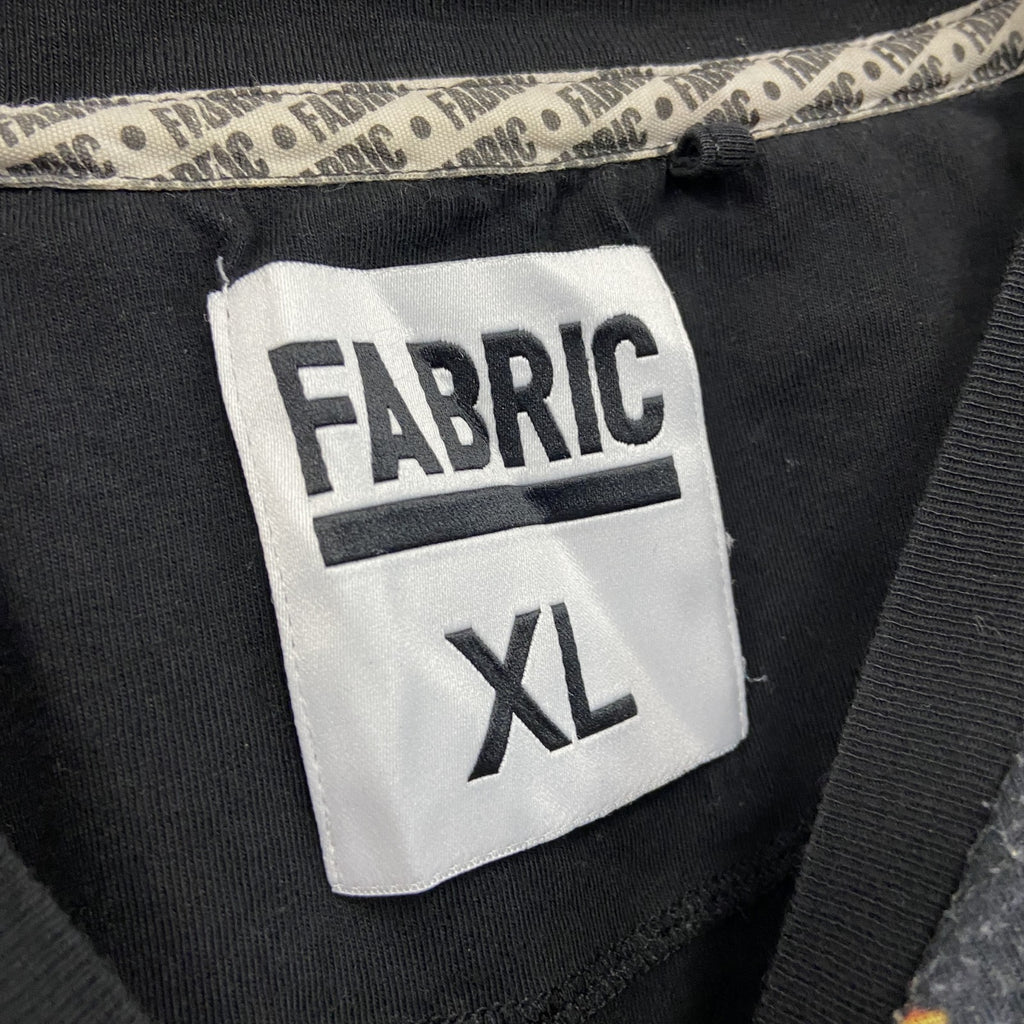 FABRIC　半袖プリントTシャツ　ステンドグラス　前面プリント　ビックプリント　クルーネック　総柄　黒　ブラック　XLサイズ　古着