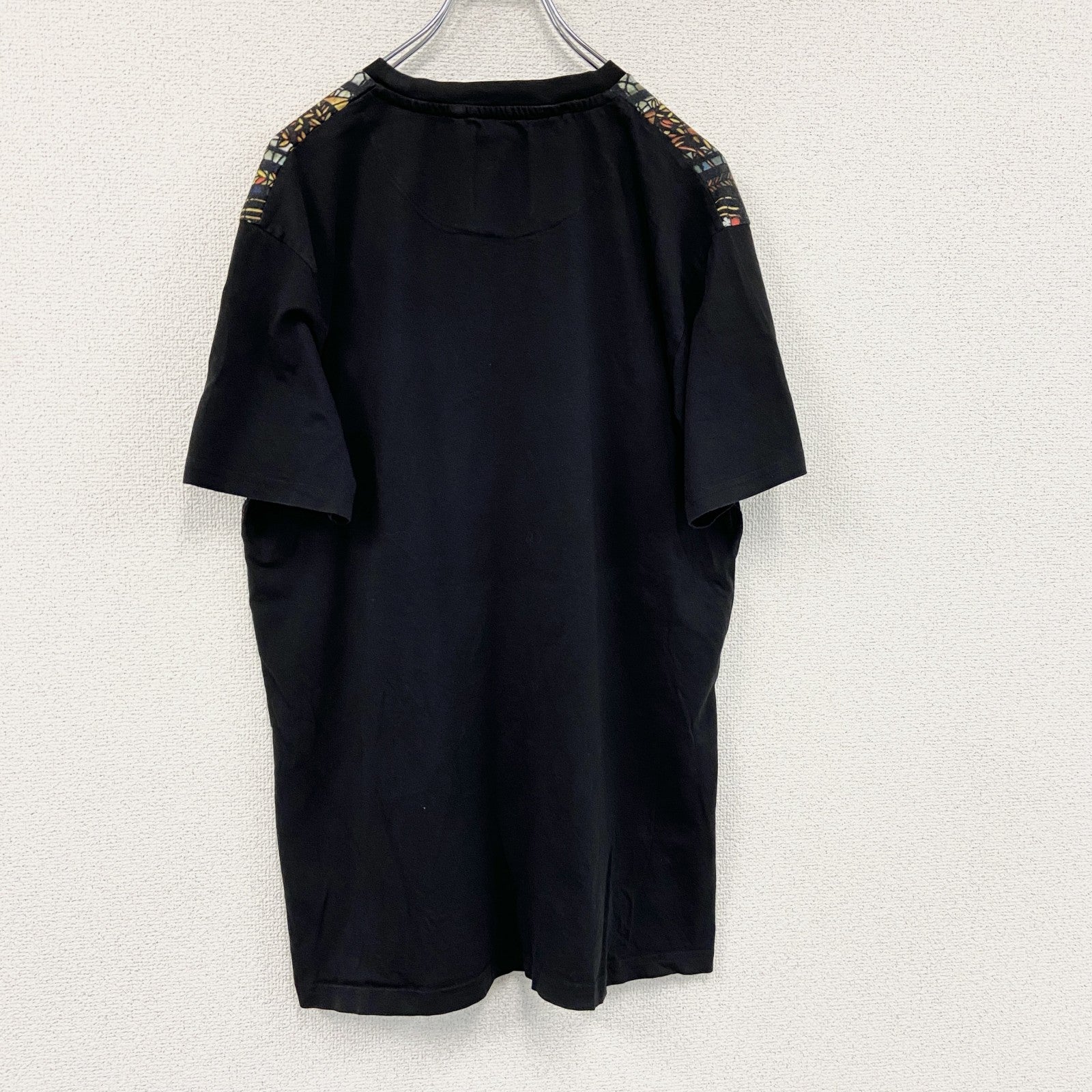 FABRIC　半袖プリントTシャツ　ステンドグラス　前面プリント　ビックプリント　クルーネック　総柄　黒　ブラック　XLサイズ　古着