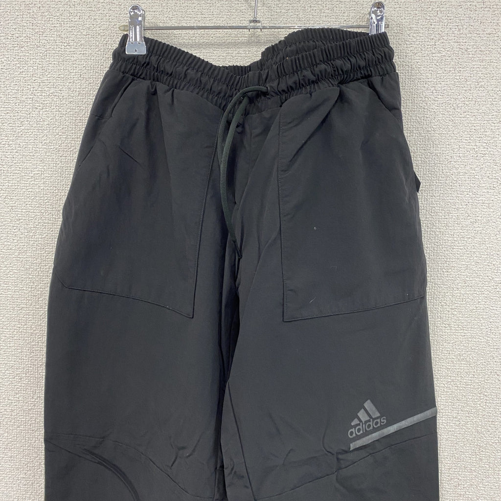 adidas　アディダス　ナイロンパンツ パフォーマンスロゴ　黒　ブラック　Mサイズ メンズ 古着