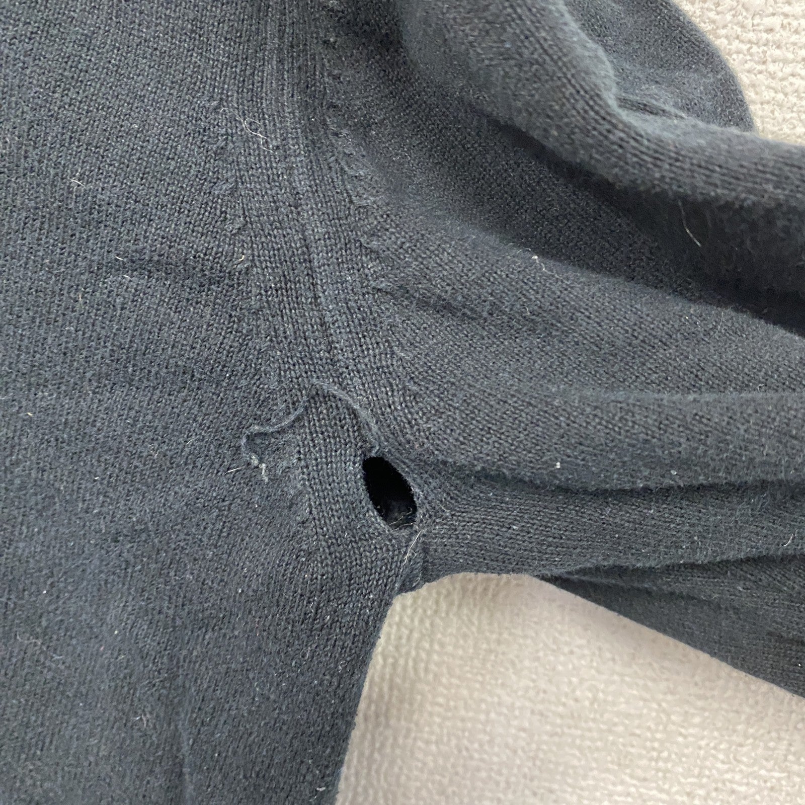 PUMA　プーマ　ニットセーター　黒　ブラック　Lサイズ　古着