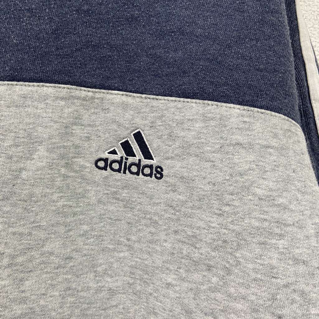 00s　adidas　アディダス　スウェット/トレーナー　パフォーマンスロゴ　ヴィンテージ　グレー　灰色　7サイズ　古着