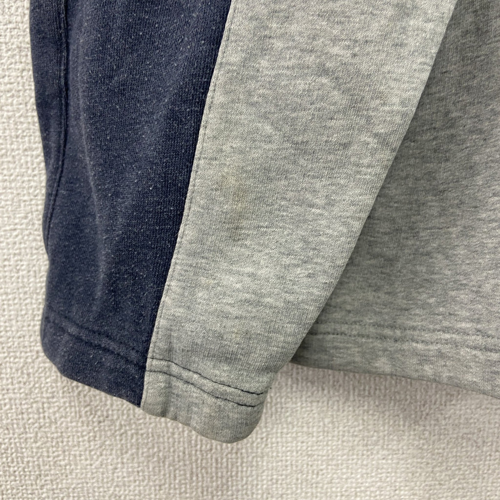 00s　adidas　アディダス　スウェット/トレーナー　パフォーマンスロゴ　ヴィンテージ　グレー　灰色　7サイズ　古着