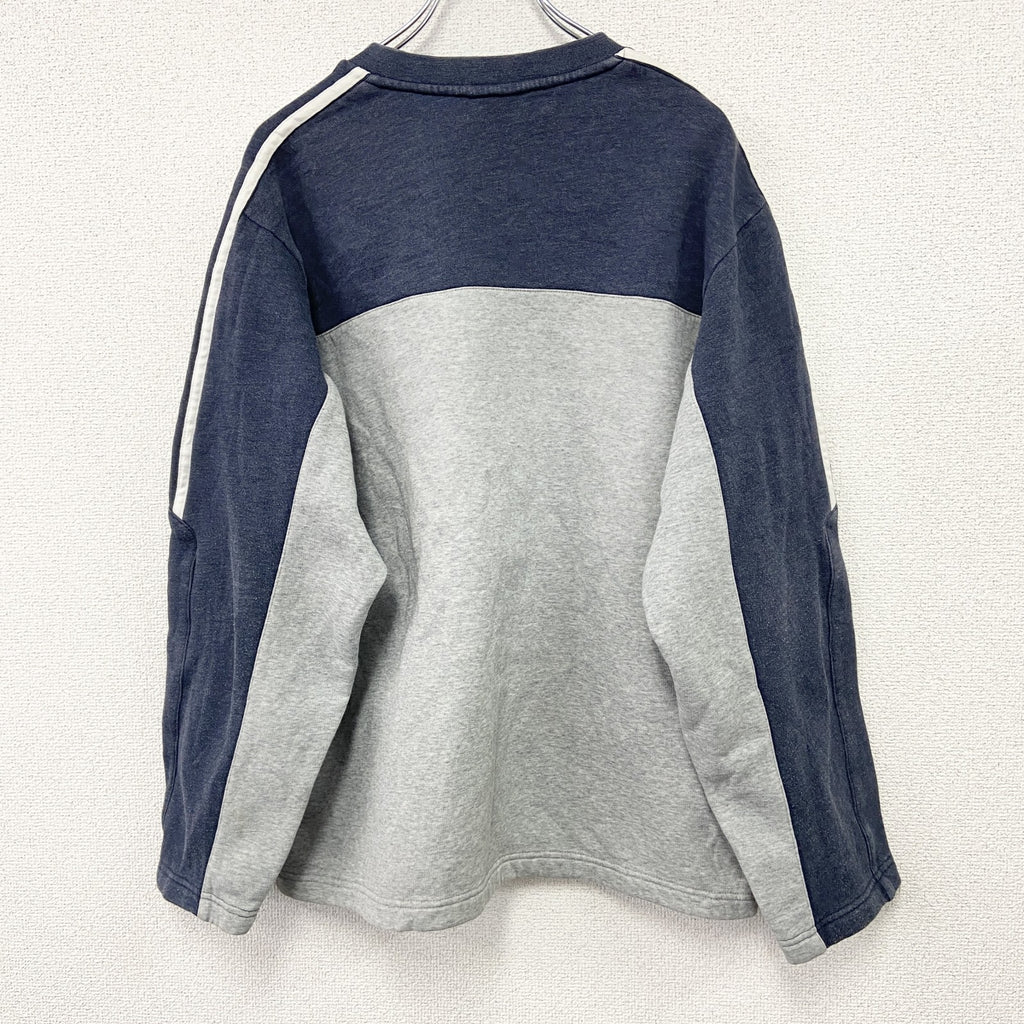 00s　adidas　アディダス　スウェット/トレーナー　パフォーマンスロゴ　ヴィンテージ　グレー　灰色　7サイズ　古着