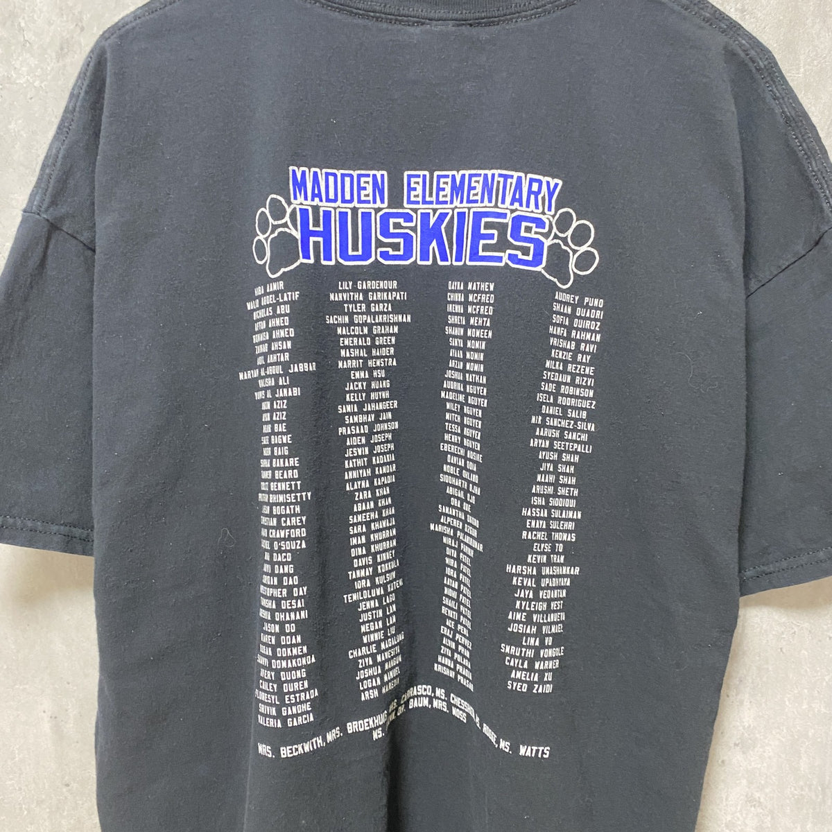 HUSKIES　半袖プリントTシャツ　黒　ブラック　バックプリント　クルーネック　ビッグシルエット　XLサイズ　古着