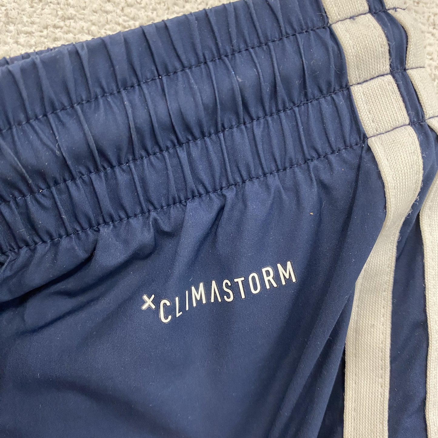 adidas　アディダス　トラックパンツ/ジャージパンツ　パフォーマンスロゴ　紺　ネイビー　XOサイズ