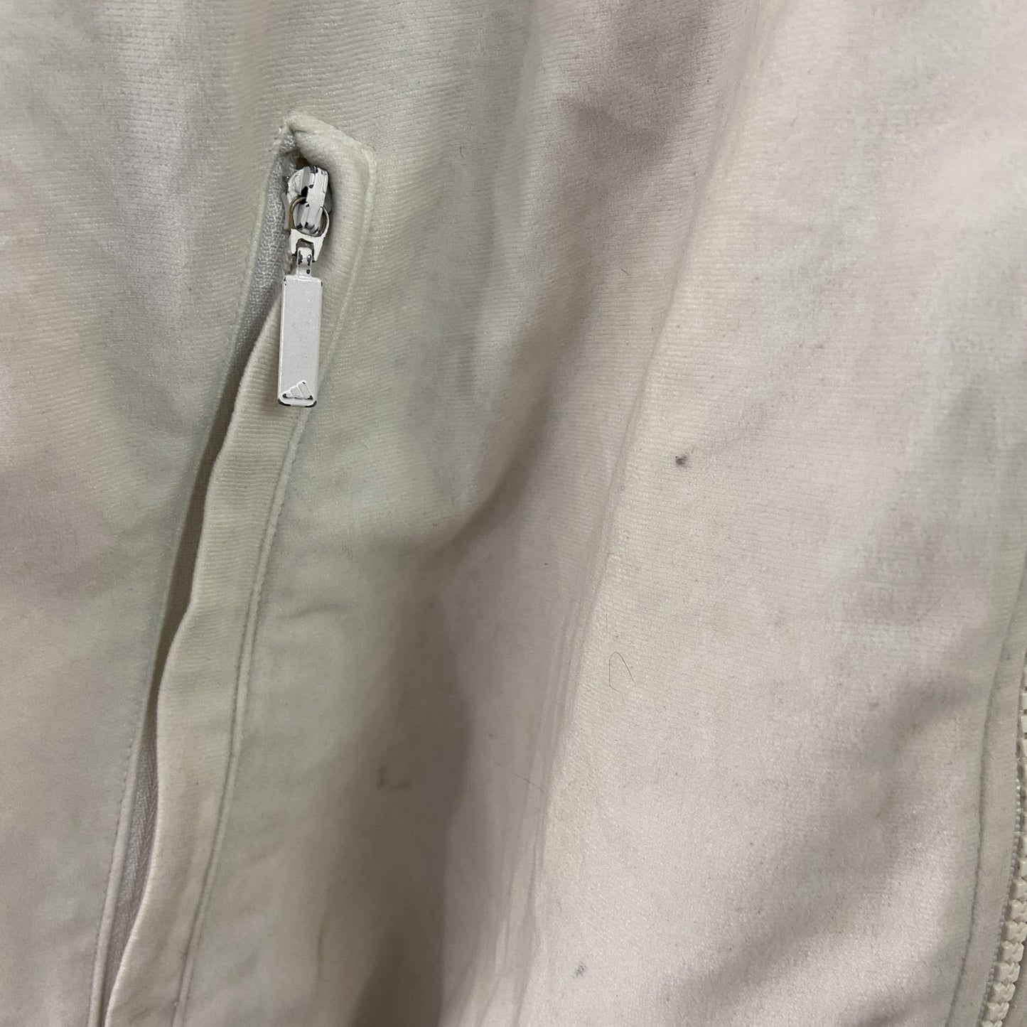 90s　adidas　アディダス　ベロアトラックジャケット/ジャージ　パフォーマンスロゴ　ヴィンテージ　白　ホワイト　Mサイズ