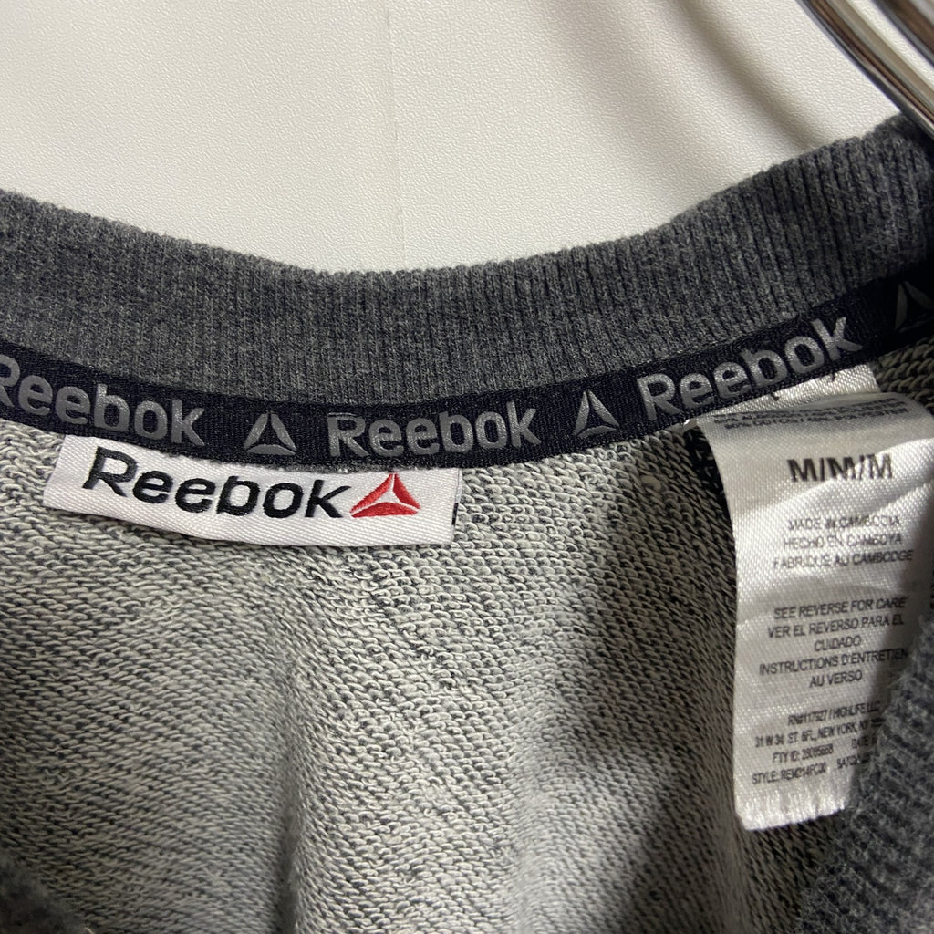 Reebok リーボック　長袖ロゴプリントスウェット　トレーナー　ラグラン袖　レトロデザイン　グレー　灰色　Mサイズ　古着