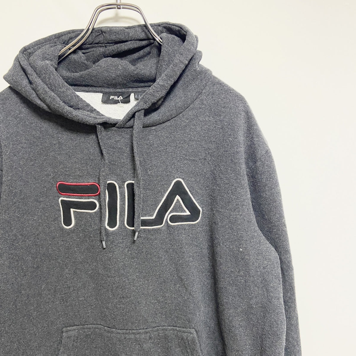 FILA　フィラ　スウェットパーカー/フーディー　デカロゴ　ワッペン　ダークグレー　XLサイズ　古着