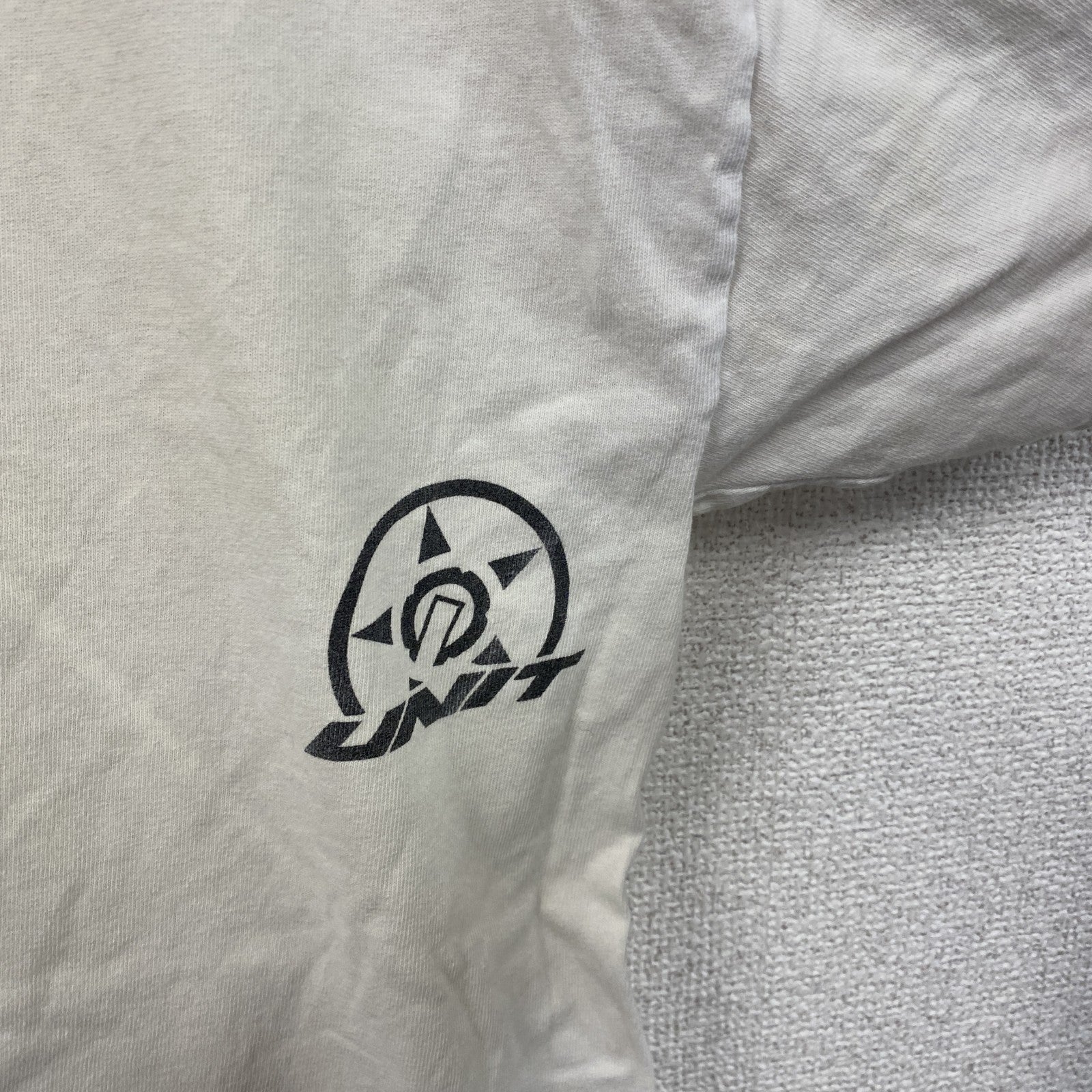 UNIT　半袖プリントTシャツ　ビッグプリント　白　ホワイト　　古着