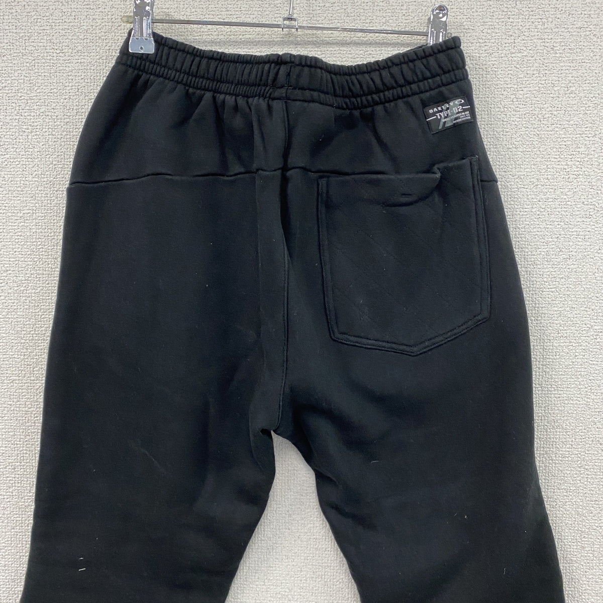 OAKLEY　オークリー　TYPE-02　スウェットパンツ　刺繍ロゴ　黒　ブラック　Mサイズ　古着