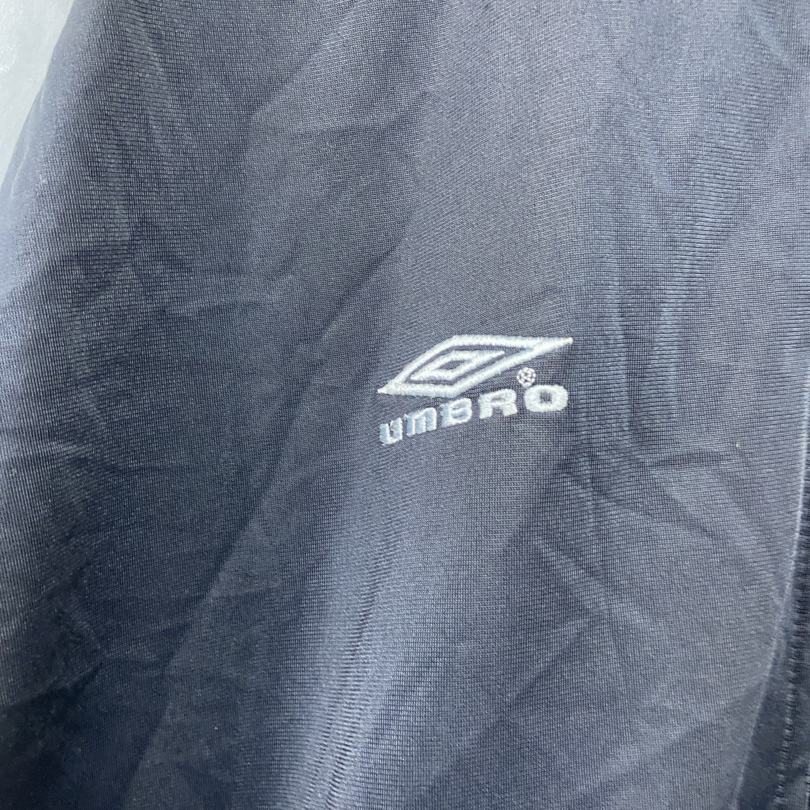 UMBRO　アンブロ　トラックジャケット/ジャージ　刺繍ロゴ　青　ブルー　XLサイズ　古着