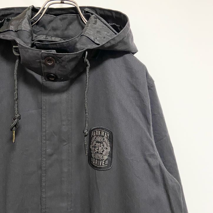 古着 used　PARKWAY DRIVE　長袖モッズコート　バックプリント　ワッペン付き　黒　ブラック　秋冬服　Mサイズ