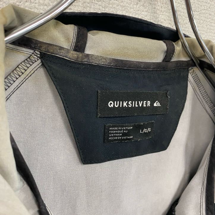 QUIKSILVER　クイックシルバー　フルジップジャケット　総柄　黒　ブラック　Lサイズ　古着