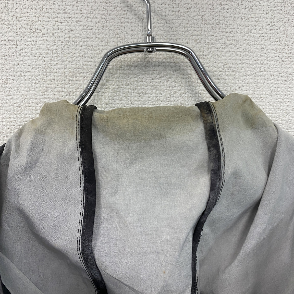 QUIKSILVER　クイックシルバー　フルジップジャケット　総柄　黒　ブラック　Lサイズ　古着