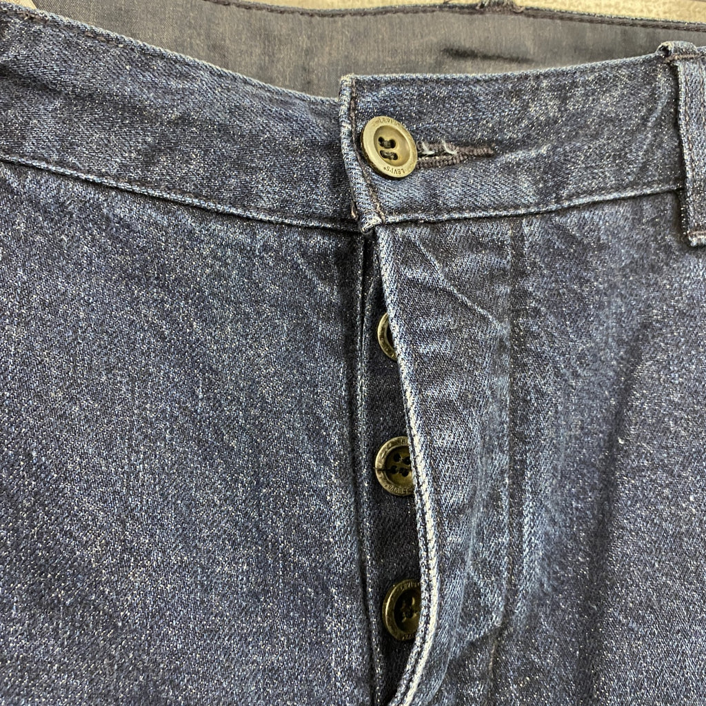 Levi’ｓ　リーバイス　デニムパンツ/ジーンズ　ボタンフライ　インディゴ　W32サイズ　古着