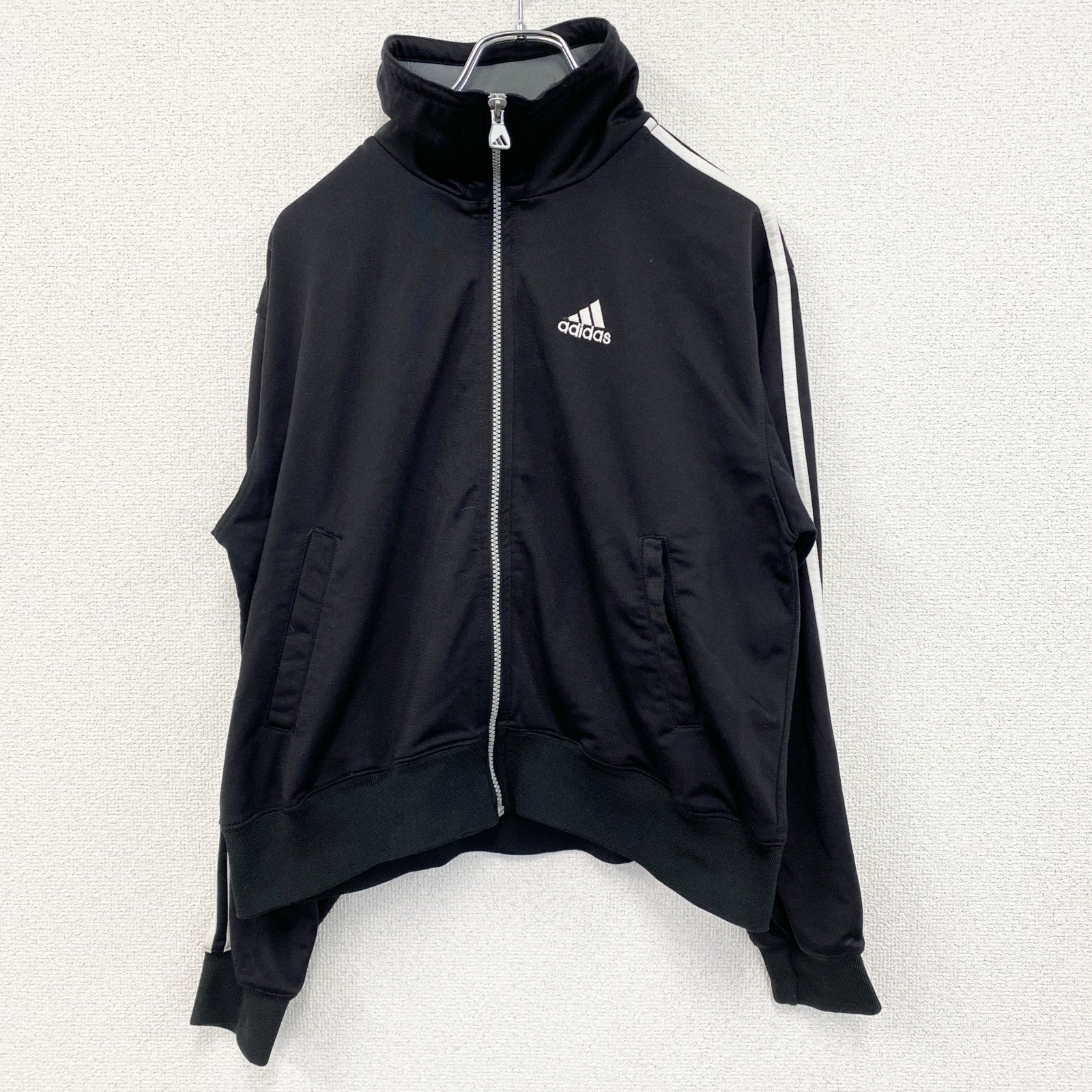 90s　adidas　アディダス　長袖トラックジャケット　フルジップジャージ　ヴィンテージ　黒　ブラック　Mサイズ　古着