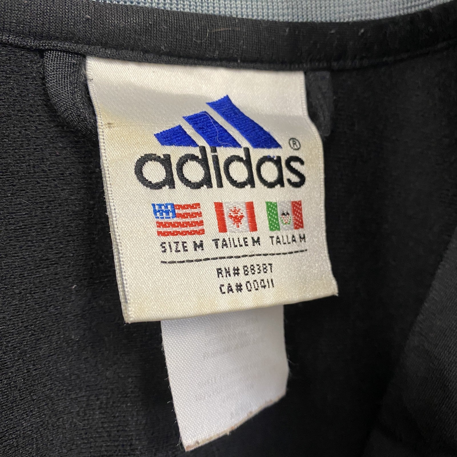 90s　adidas　アディダス　長袖トラックジャケット　フルジップジャージ　ヴィンテージ　黒　ブラック　Mサイズ　古着