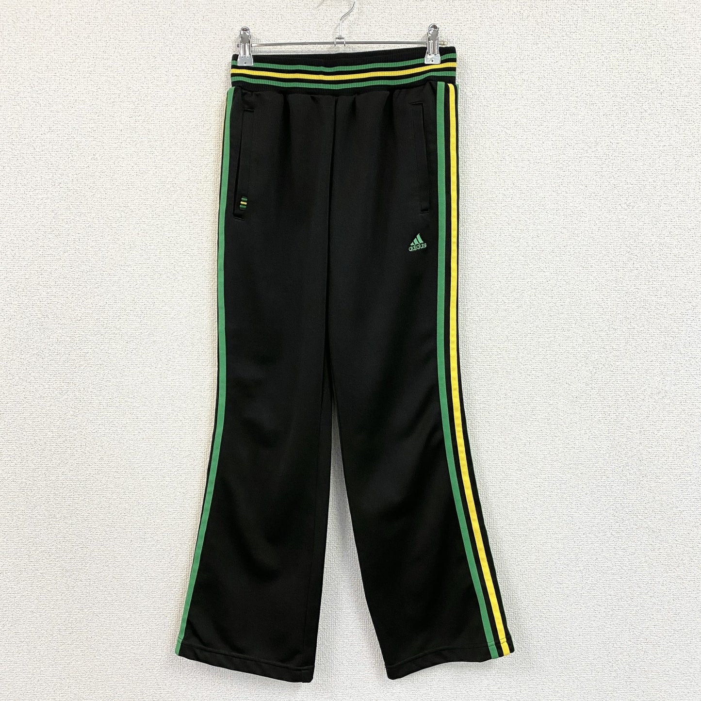 adidas　アディダス　CLIMALITE　トラックパンツ　ジャージパンツ　黒　ブラック　Mサイズ