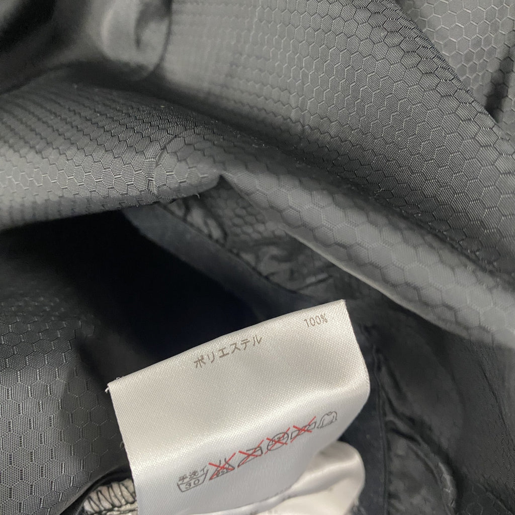 00s　UMBRO　アンブロ　プルオーバージャケット　ピステ　デカロゴ　黒　ブラック　Oサイズ　古着