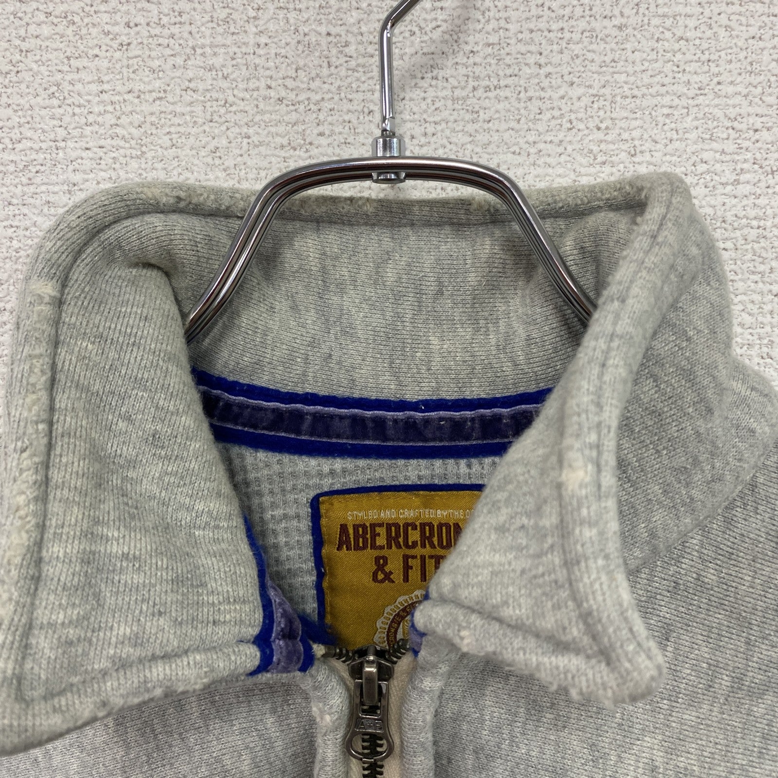 ABERCROMBIE＆FITCH　アバクロンビー＆フィッチ　ハーフジップスウェット　グレー　灰色　Mサイズ　古着