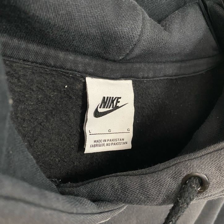 NIKE　ナイキ　スウェットパーカー/フーディー　刺ロゴ　黒　ブラック　Lサイズ　古着