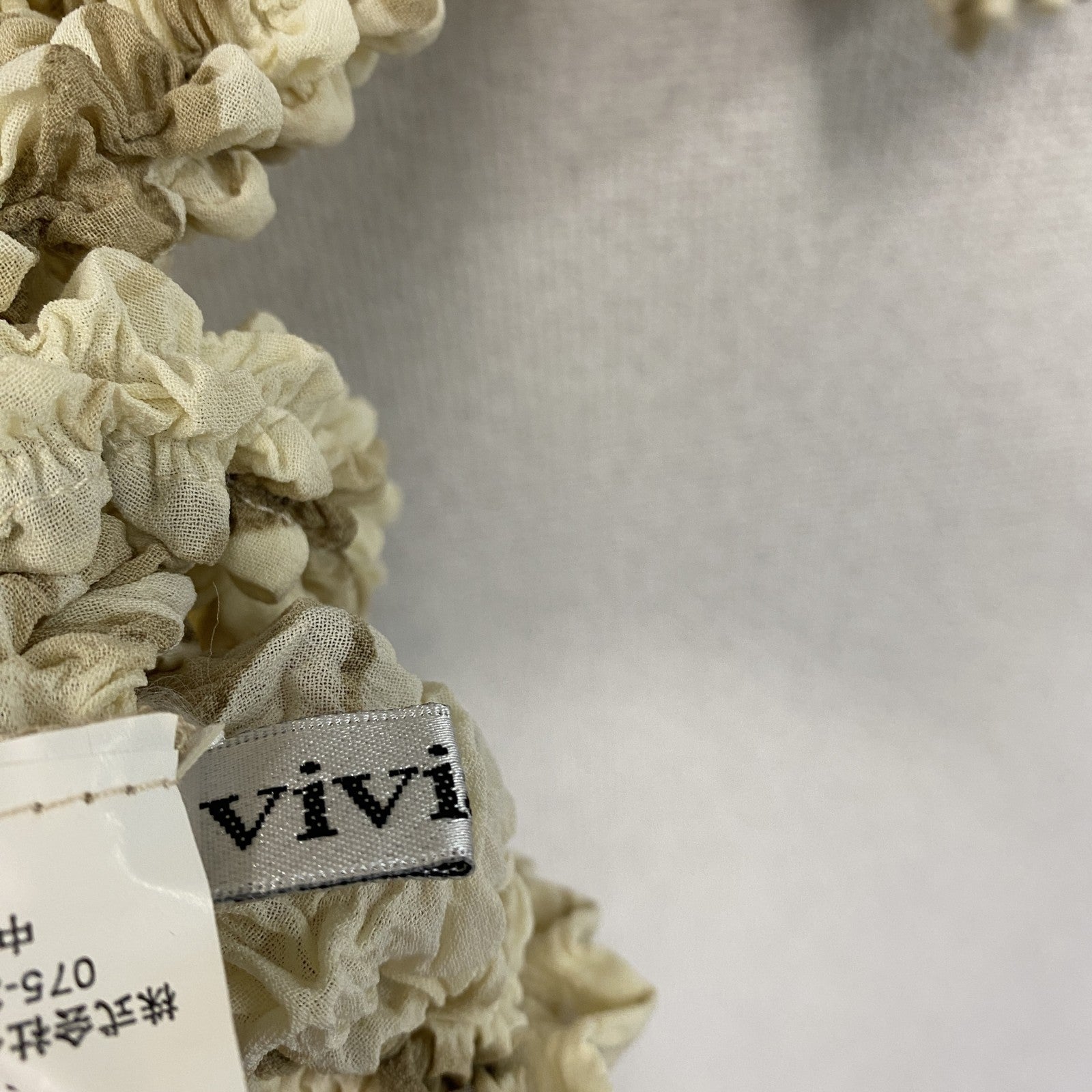 viviana　ポップコーントップス/スパイキートップス　ベージュ　4L-5Lサイズ　古着