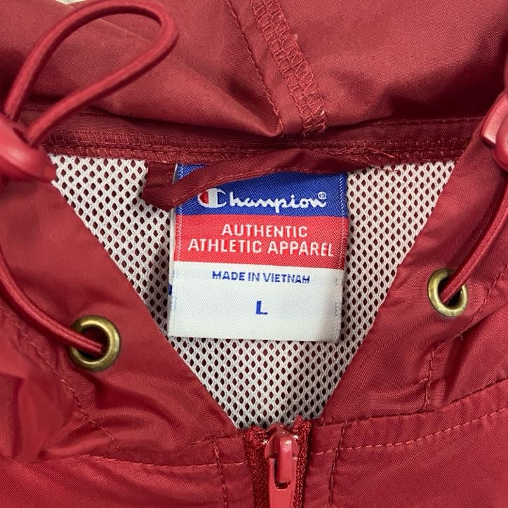 champion　チャンピオン　アノラックパーカー/フーディー　刺繍ロゴ　赤　レッド　Lサイズ　古着