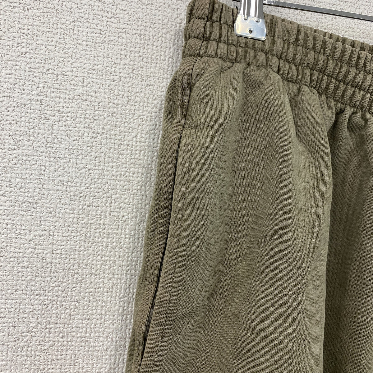 SKIMS　スキムズ　スウェットパンツ　カーキ　XSサイズ　古着