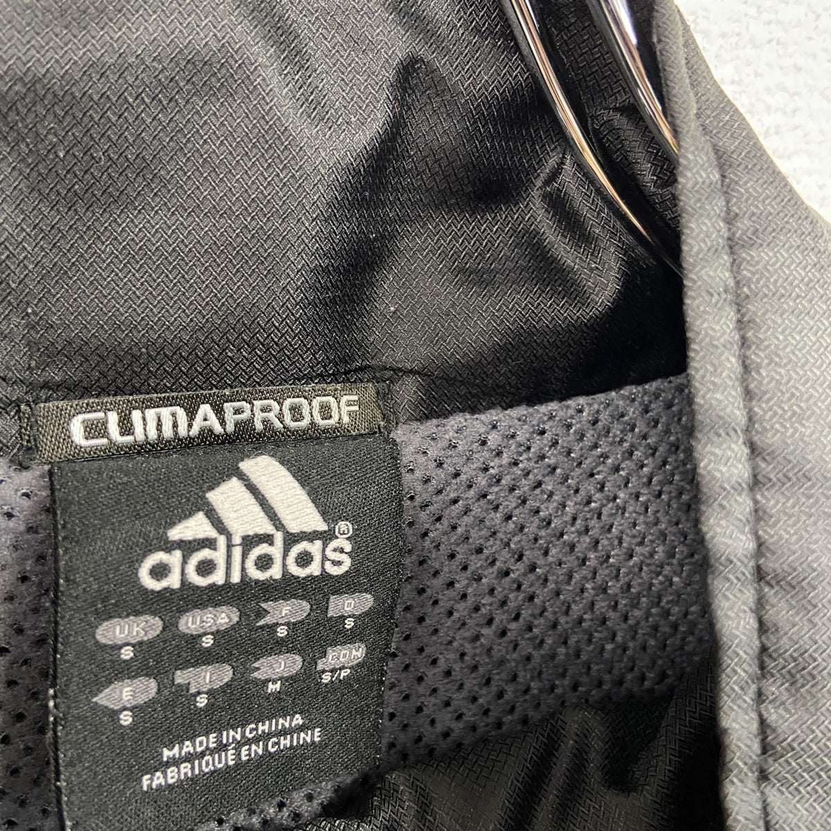 00s　adidas　アディダス　トラックジャケット/ジャージ　ワンポイント　黒　ブラック　Mサイズ 　古着