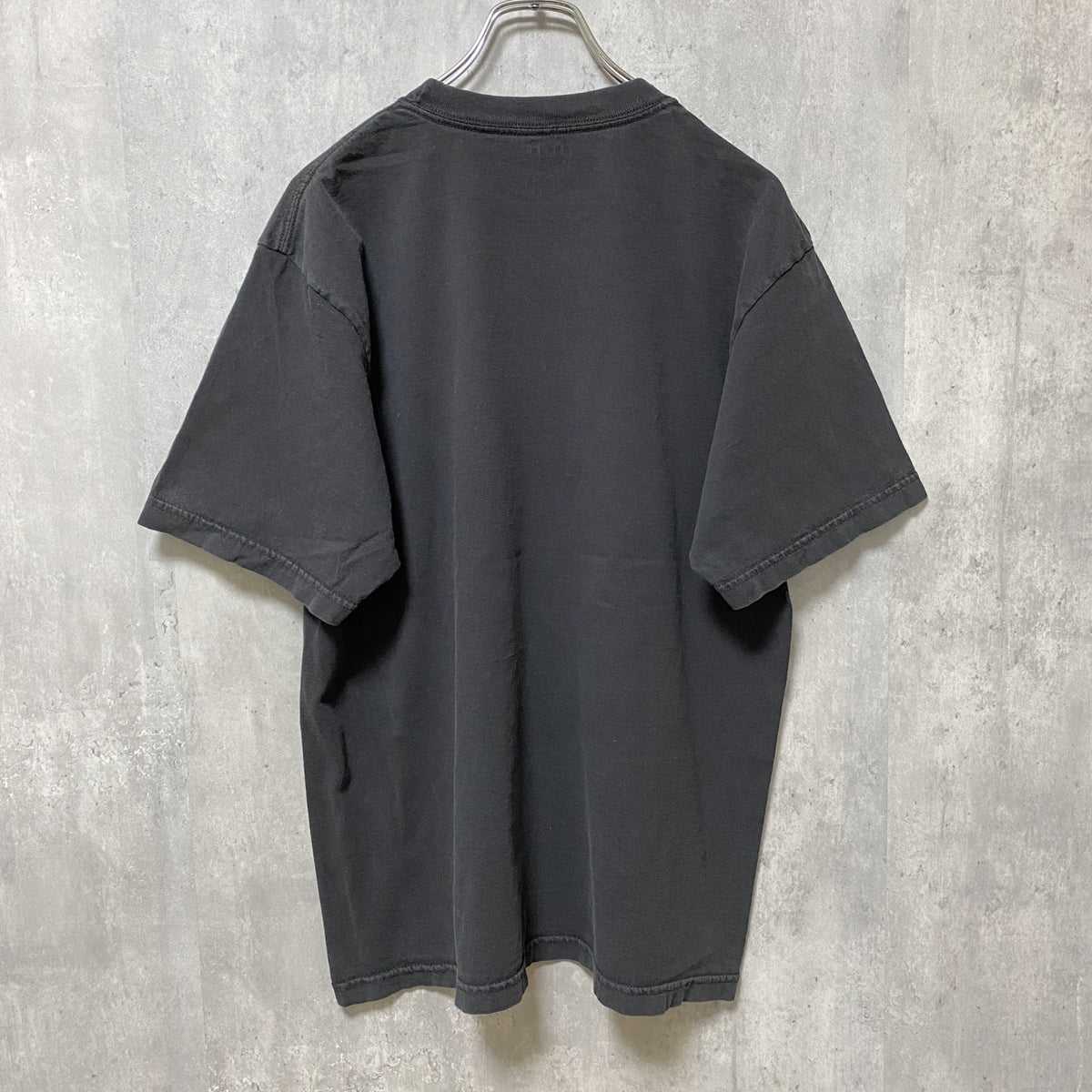 Reebok　リーボック　半袖プリントTシャツ　黒　ブラック　レトロ　デザイン　個性的　クルーネック　春夏服　古着