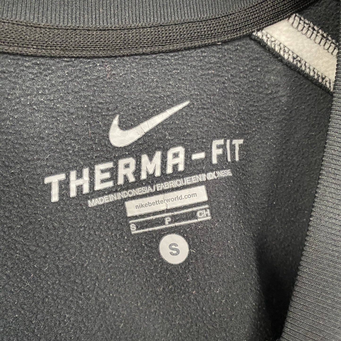 NIKE　ナイキ　フリーススウェット/トレーナー　スウッシュ　黒　ブラック　Sサイズ