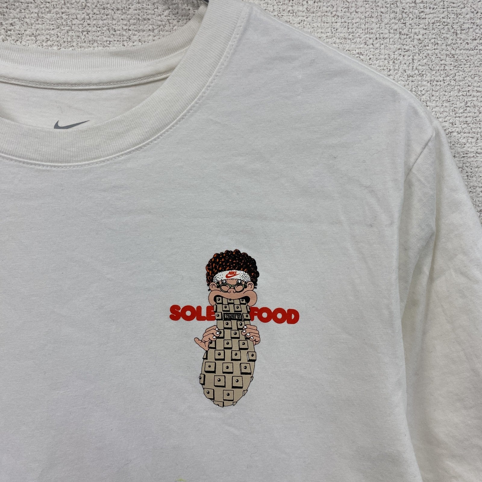 NIKE　ナイキ　半袖プリントTシャツ　白　ホワイト　XLサイズ　古着