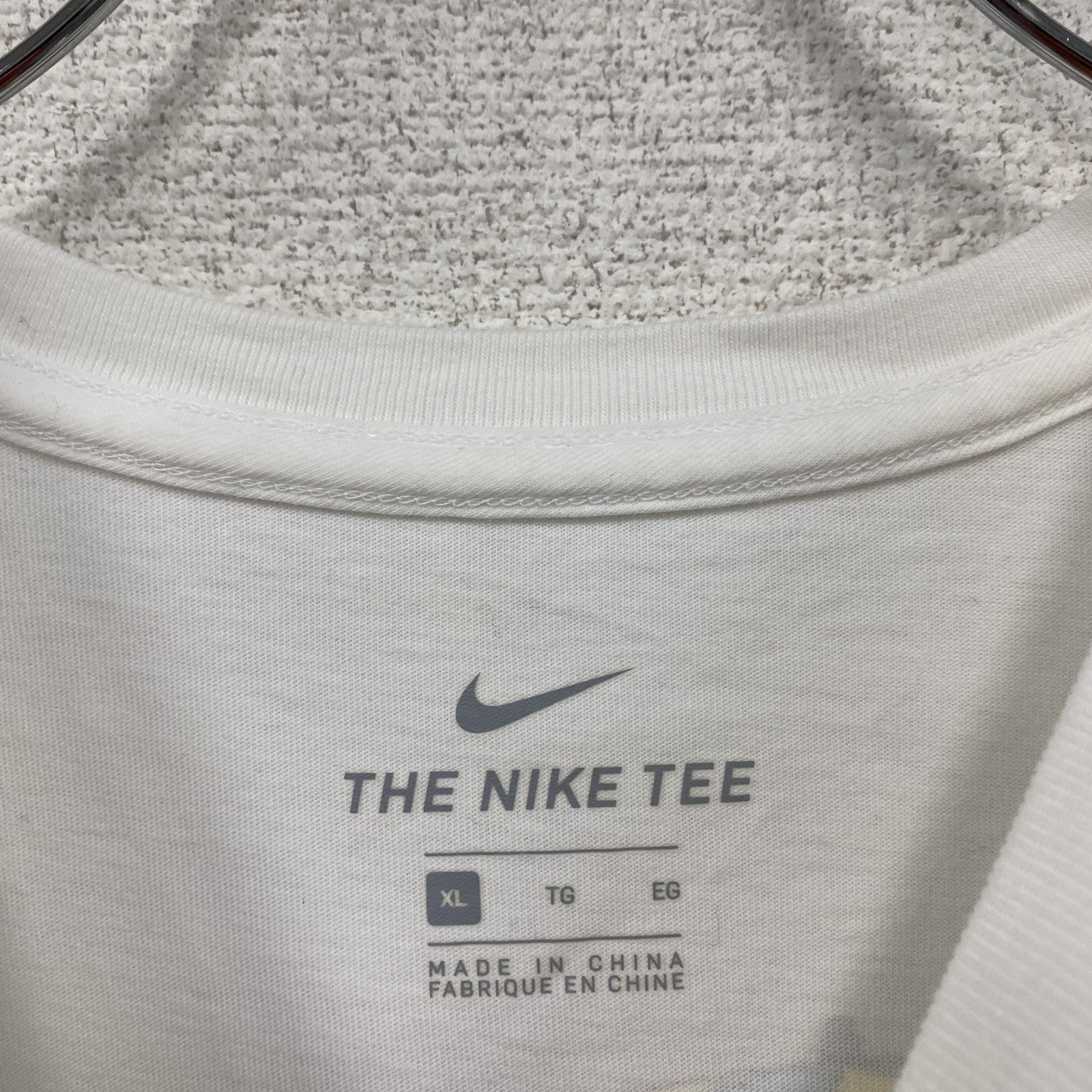 NIKE　ナイキ　半袖プリントTシャツ　白　ホワイト　XLサイズ　古着