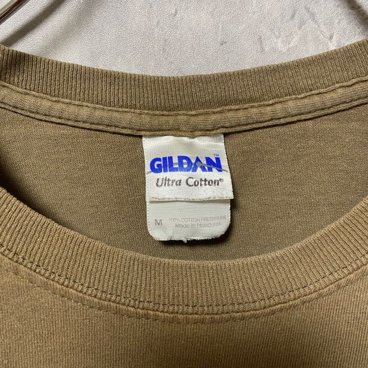 GILDAN ギルダン　半袖アニマル柄プリントTシャツ　バックプリント　茶色　ブラウン　鹿　レトロデザイン　　古着