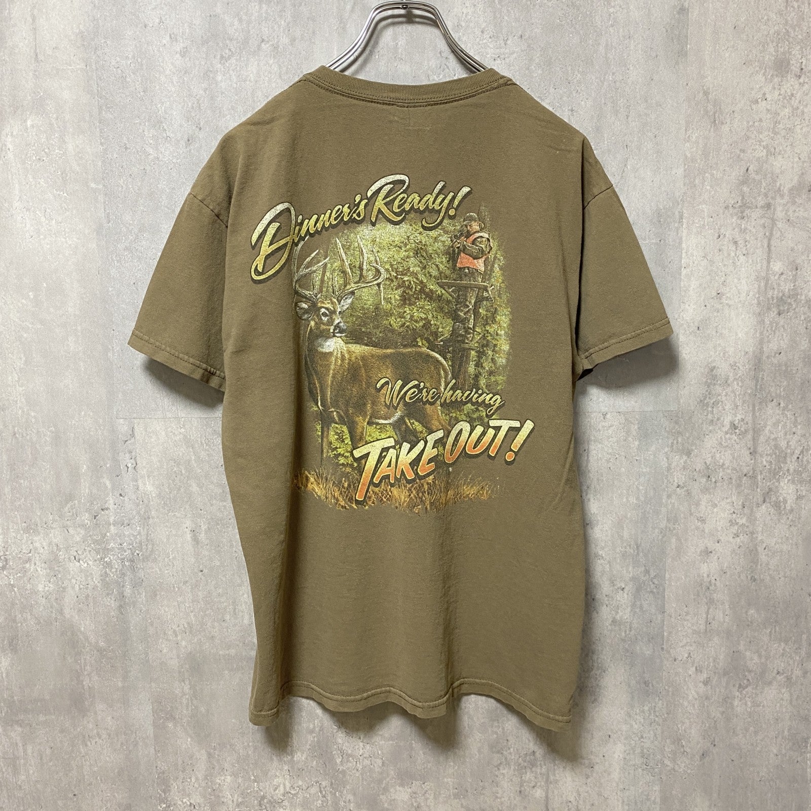 GILDAN ギルダン　半袖アニマル柄プリントTシャツ　バックプリント　茶色　ブラウン　鹿　レトロデザイン　　古着