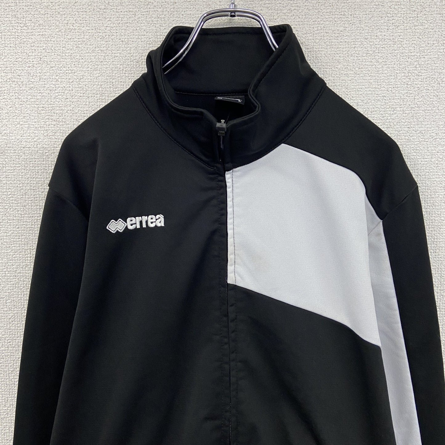 errea　エレア　トラックジャケット/ジャージ　黒　ブラック　Lサイズ